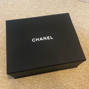 Authentic Channel Gabriel Small Hobo bag box and packaging (exclude the flower)